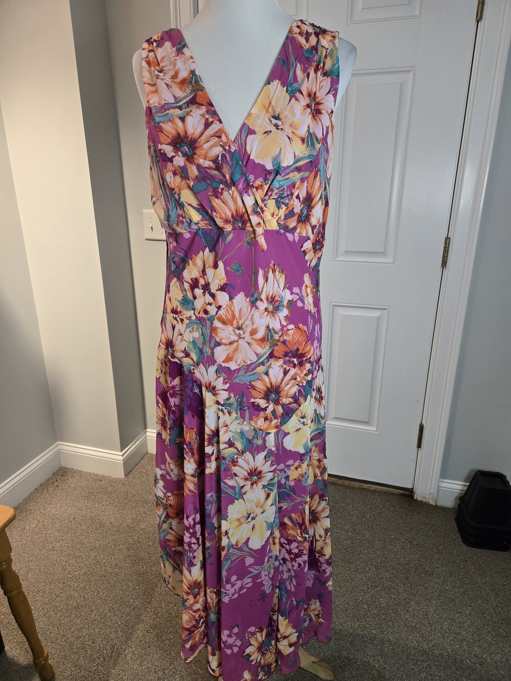 Floral V-Neck Maxi Dress in Magenta